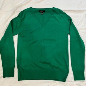 Banana Republic 100% Merino Wool V-Neck Sweater, Women's small